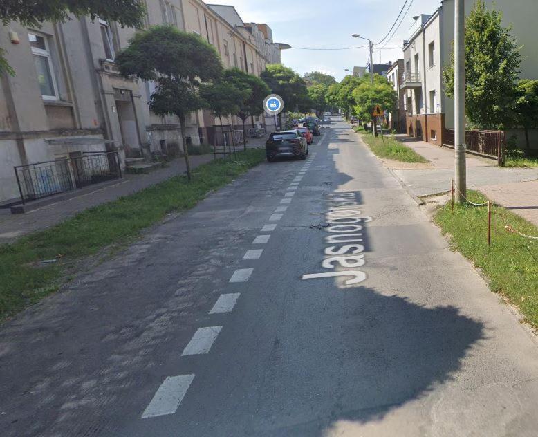 Nowoczesne Lokum W Centrum Częstochowa Exterior foto